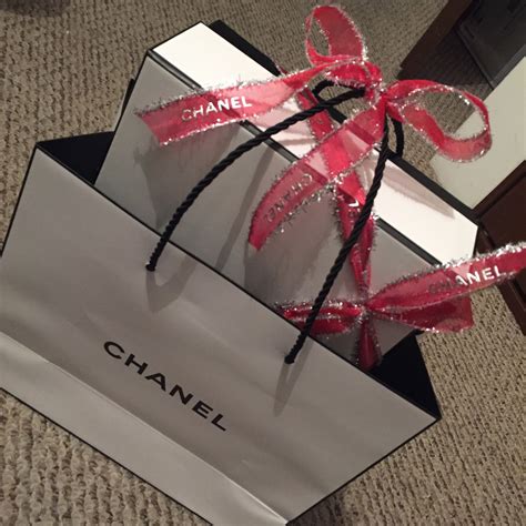 chanel holiday gift box|Chanel gift with purchase.